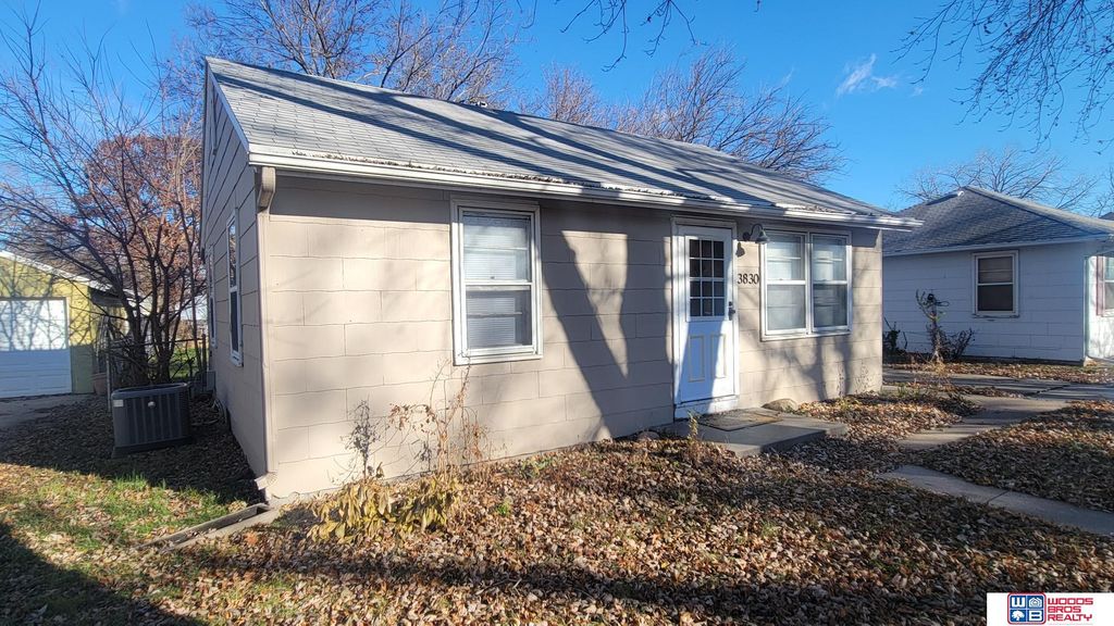3830 Saint Paul Avenue, Lincoln, NE 68504