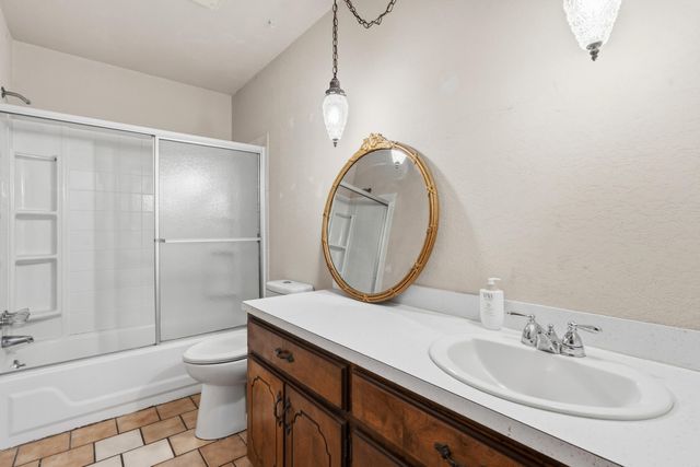 210 Lawrence Lane, Hot Springs, AR 71913