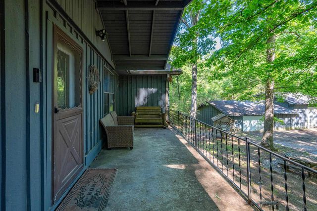 210 Lawrence Lane, Hot Springs, AR 71913