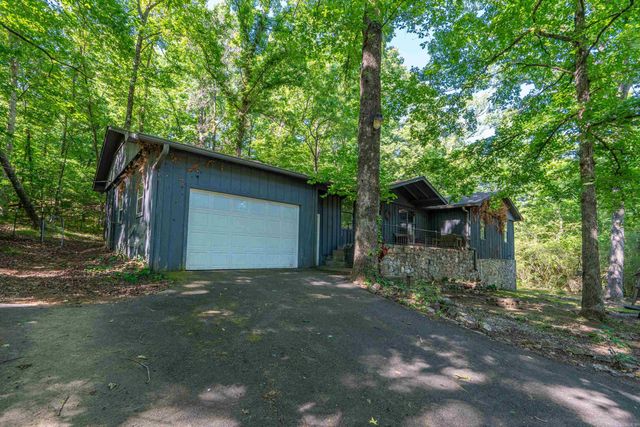 210 Lawrence Lane, Hot Springs, AR 71913