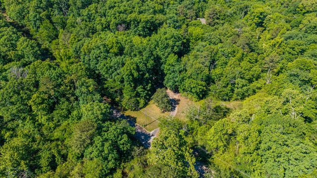 210 Lawrence Lane, Hot Springs, AR 71913