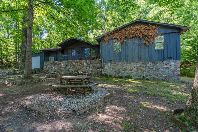 210 Lawrence Lane, Hot Springs, AR 71913