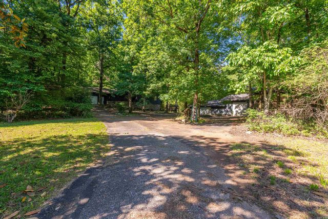 210 Lawrence Lane, Hot Springs, AR 71913