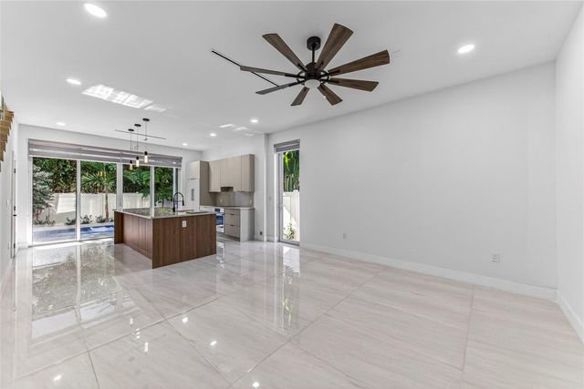 1408 NE 5th Court 1408A, Fort Lauderdale, FL 33301