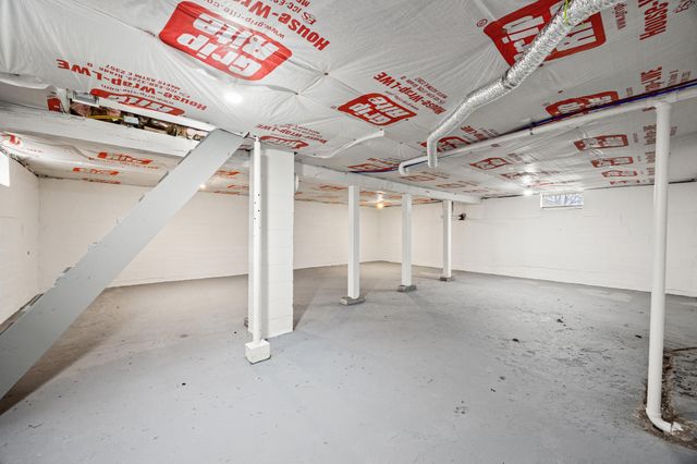 1929 Lower Adkinstown Road, Mckee, KY 40447