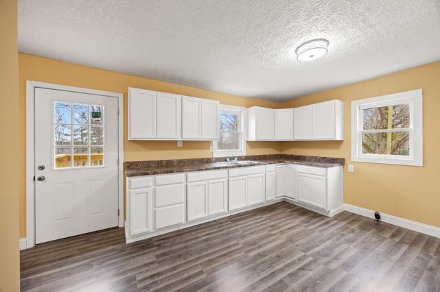 1929 Lower Adkinstown Road, Mckee, KY 40447