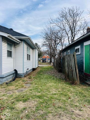 1121 N Belleview Place, Indianapolis, IN 46222