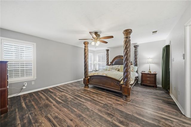 1152 McNutt Road, Franklin, TX 77856