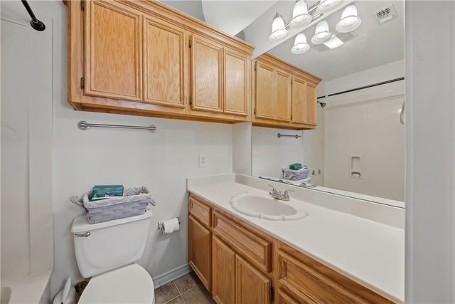 1152 McNutt Road, Franklin, TX 77856