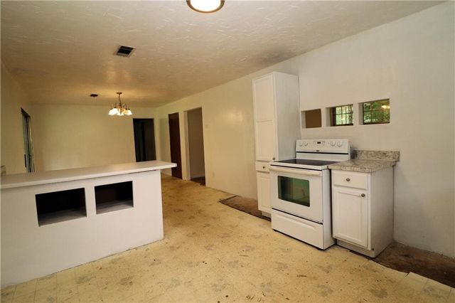 14300 Veterans Memorial Highway, Villa Rica, GA 30180