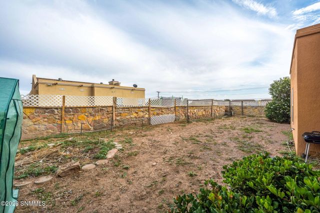 602 Cielo Vista Court, Las Cruces, NM 88005
