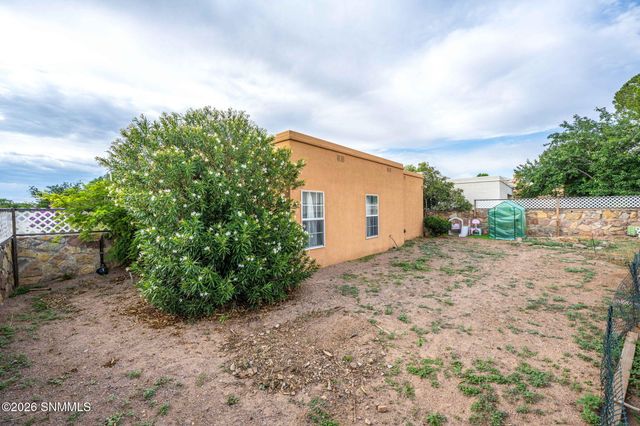 602 Cielo Vista Court, Las Cruces, NM 88005
