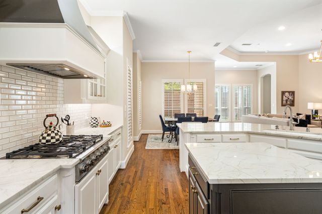 5116 Meadowside Lane, Plano, TX 75093