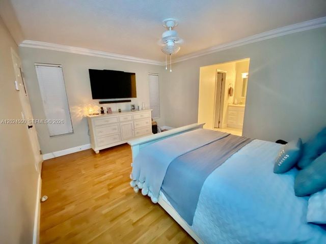 1841 NW 113th Ave, Pembroke Pines, FL 33026