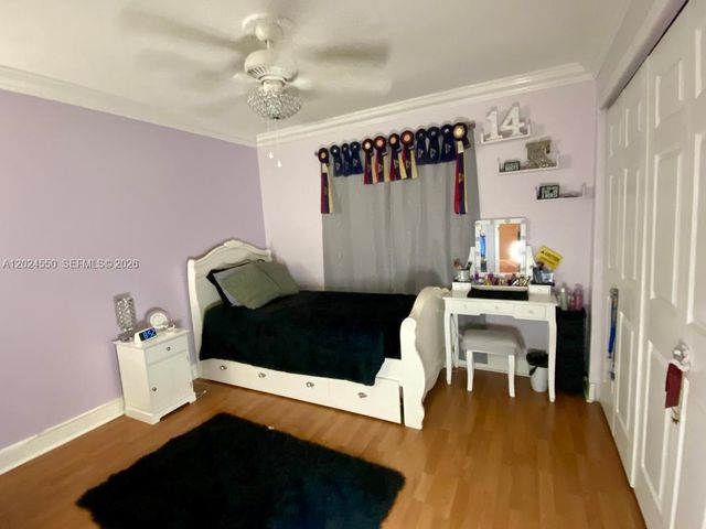 1841 NW 113th Ave, Pembroke Pines, FL 33026
