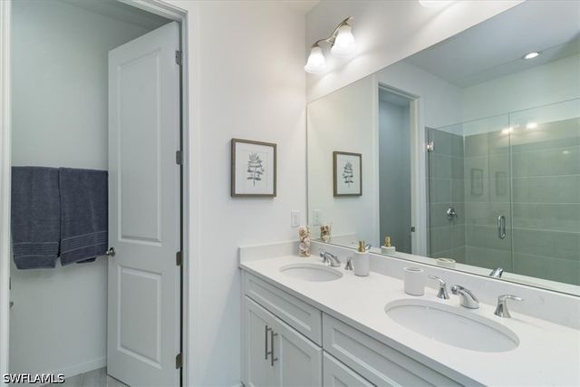13021 Pembroke DR, Naples, FL 34105