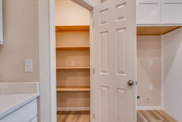 2431 S Wheatland Ct, Wichita, KS 67235