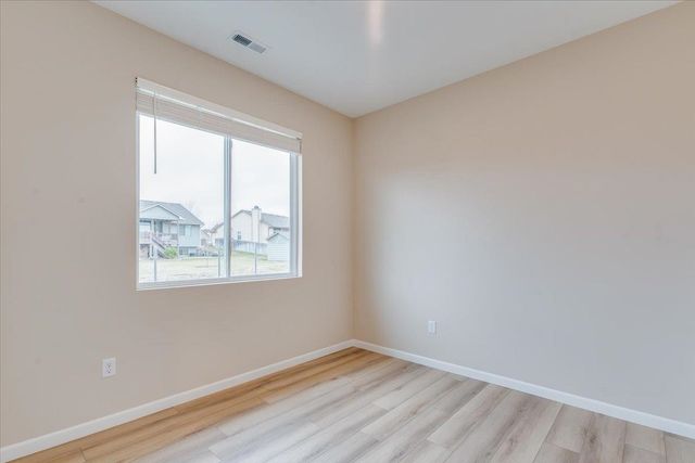 2431 S Wheatland Ct, Wichita, KS 67235