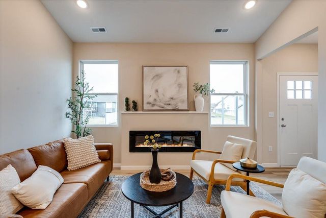 2431 S Wheatland Ct, Wichita, KS 67235