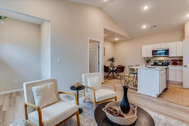 2431 S Wheatland Ct, Wichita, KS 67235