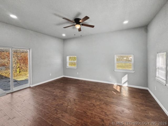 5929 E 7th Street, Tulsa, OK 74112