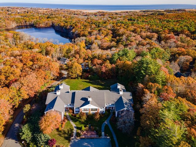 7 Hilltop, Sandwich, MA 02563