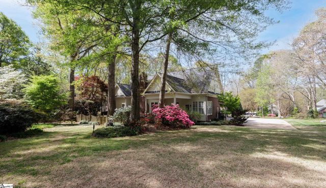 26 Wiseton Court, Simpsonville, SC 29681