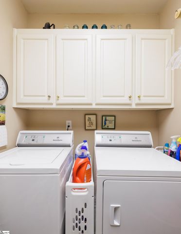 26 Wiseton Court, Simpsonville, SC 29681