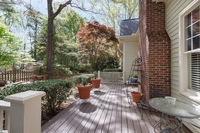 26 Wiseton Court, Simpsonville, SC 29681