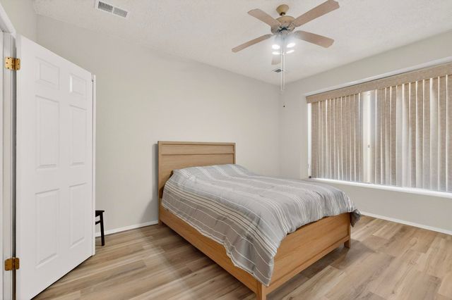 6200 Apache Plume Road NE, Rio Rancho, NM 87144