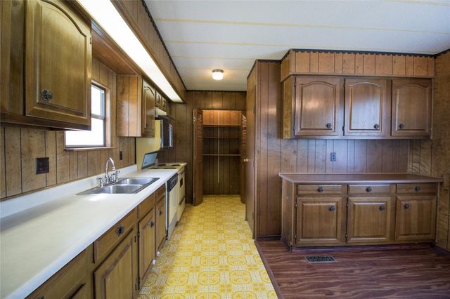 115 Geola ST, Buchanan Dam, TX 78609
