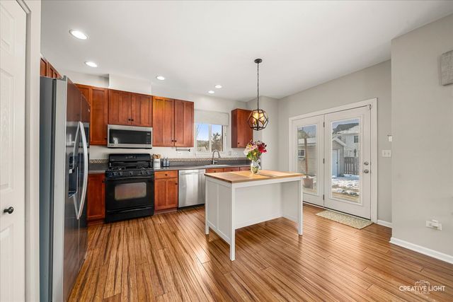 2455 Montclair Lane, Montgomery, IL 60538