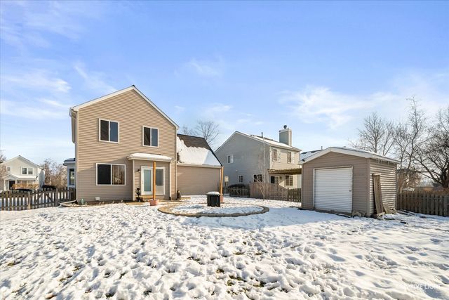 2455 Montclair Lane, Montgomery, IL 60538