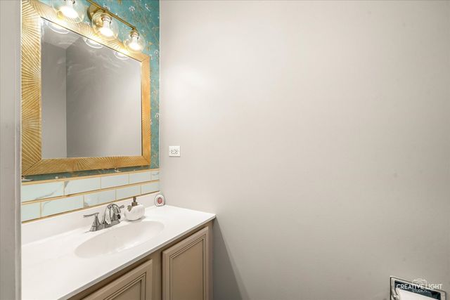 2455 Montclair Lane, Montgomery, IL 60538