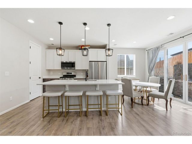 693 Blue Teal Dr, Castle Rock, CO 80104