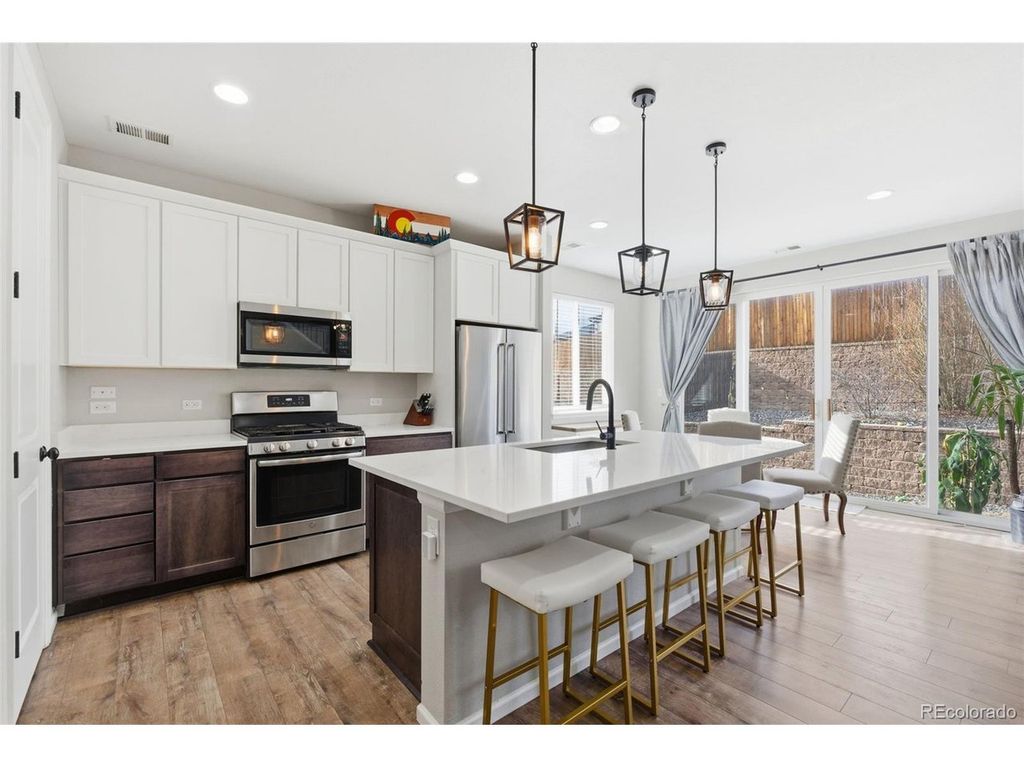 693 Blue Teal Dr, Castle Rock, CO 80104