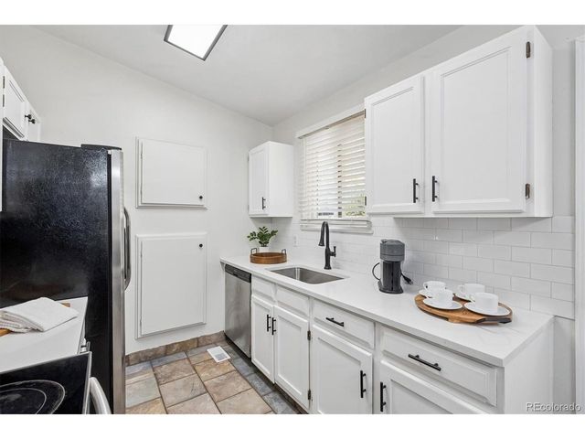 4955 S Quintero Cir, Aurora, CO 80015