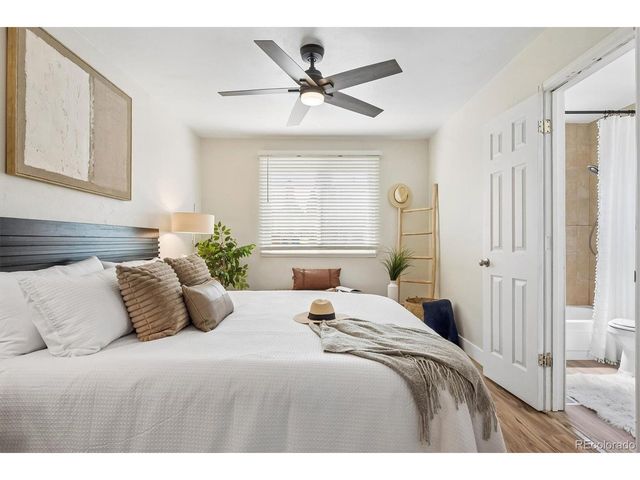 4955 S Quintero Cir, Aurora, CO 80015