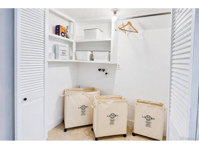 4955 S Quintero Cir, Aurora, CO 80015
