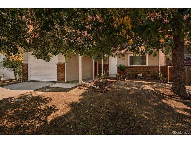 4955 S Quintero Cir, Aurora, CO 80015