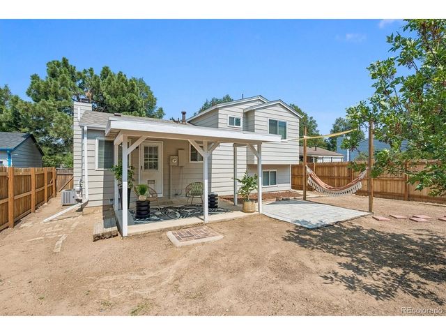 4955 S Quintero Cir, Aurora, CO 80015