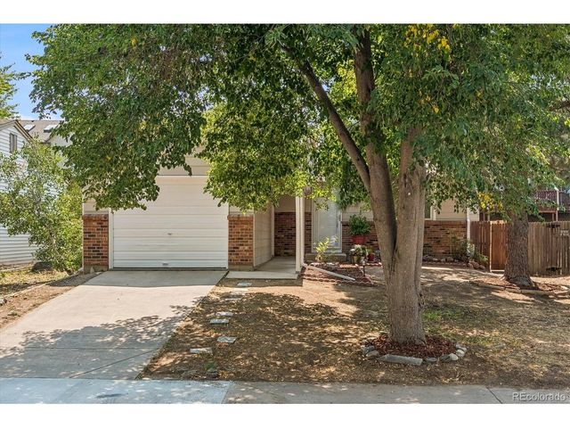 4955 S Quintero Cir, Aurora, CO 80015