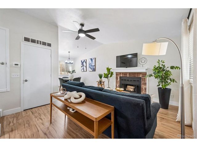 4955 S Quintero Cir, Aurora, CO 80015