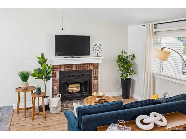 4955 S Quintero Cir, Aurora, CO 80015