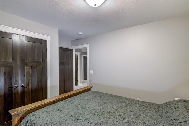 896 Glacier Drive, Altoona, WI 54720