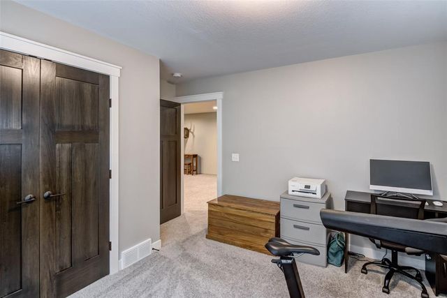 896 Glacier Drive, Altoona, WI 54720