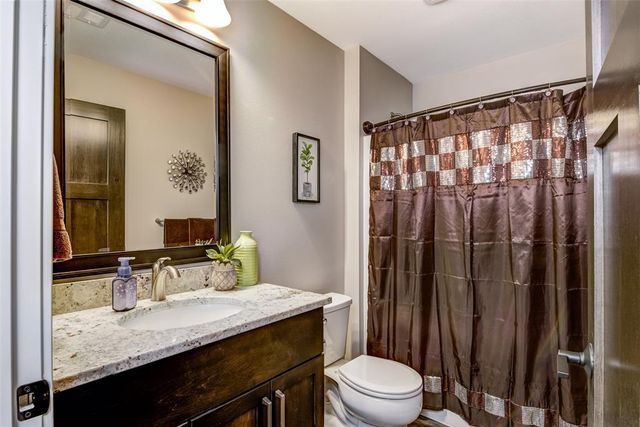 896 Glacier Drive, Altoona, WI 54720