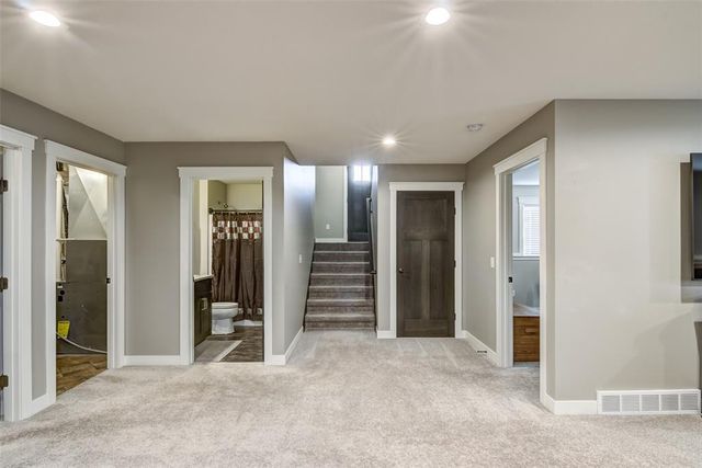 896 Glacier Drive, Altoona, WI 54720