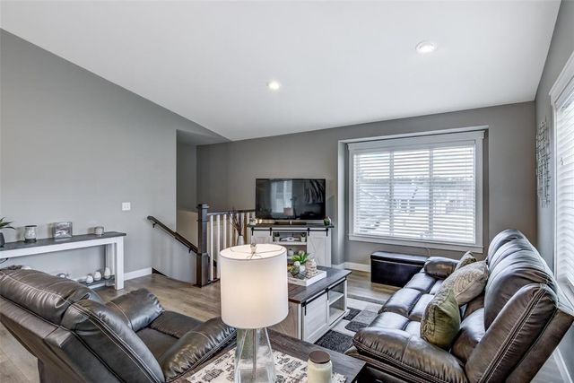 896 Glacier Drive, Altoona, WI 54720