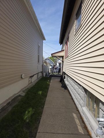 2343 S 34th STREET, Milwaukee, WI 53215